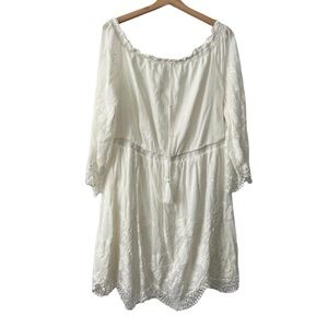 Bebe Flowy Embroidery Quarter Sleeve Dress